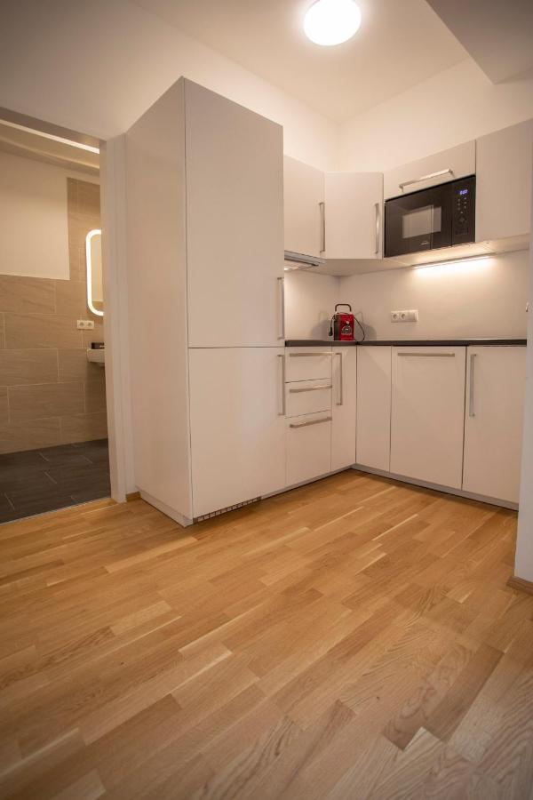 City Center Apartment For 6 Persons! Innsbruck Exteriör bild